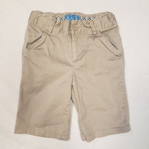 The Children's Place Shorts size 5 khaki bermuda shorts